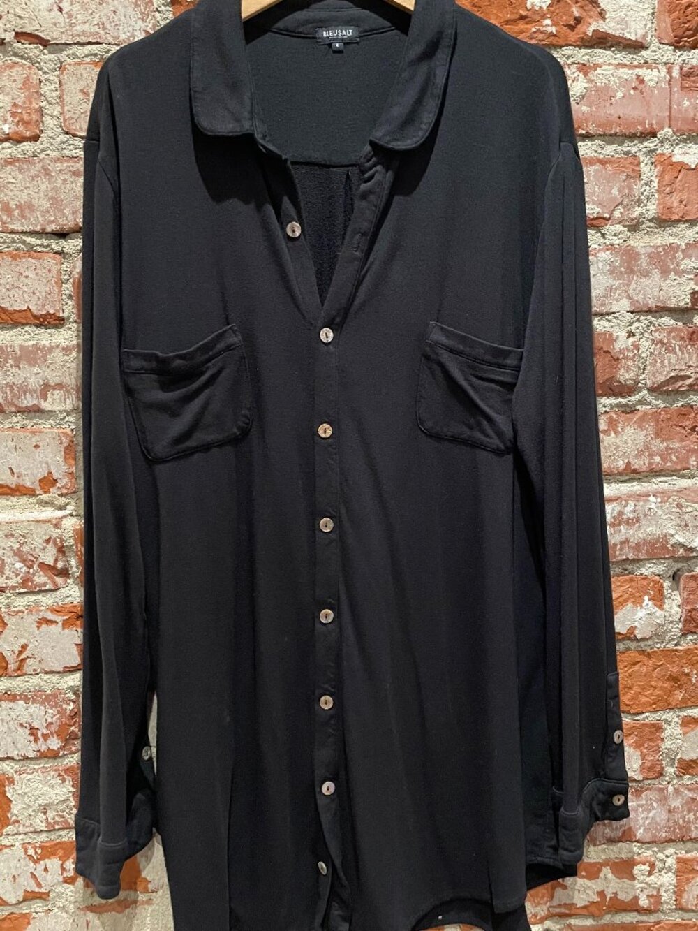 BLEUSALT Black button down overshirt